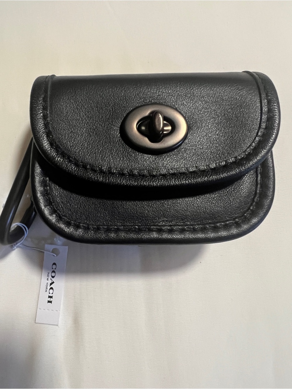 NWT Coach Y2K Rare & Vintage Black Leather Turn-Lock Keychain/Bag Charm/AirPods - Picture 2 of 11